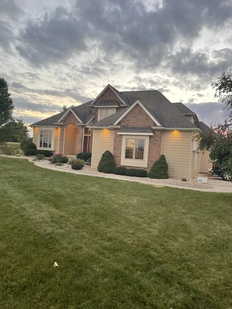 Reliable yard maintenance in Fort Wayne, IN by Aguilar Landscaping service