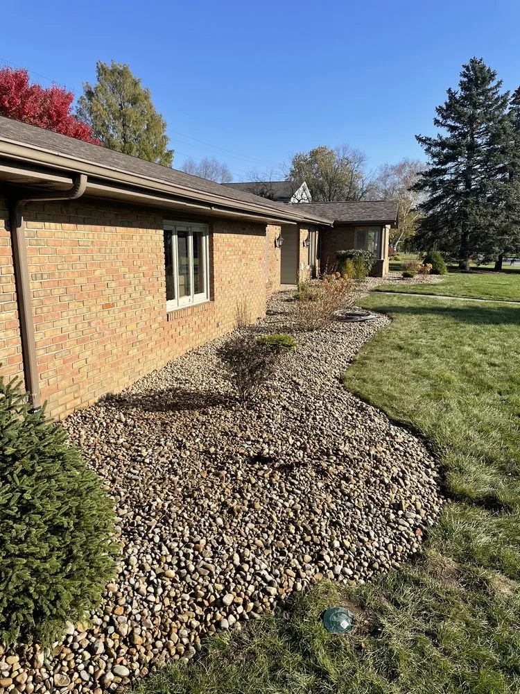 Expert outdoor landscaping in Fort Wayne, IN by Aguilar Landscaping service