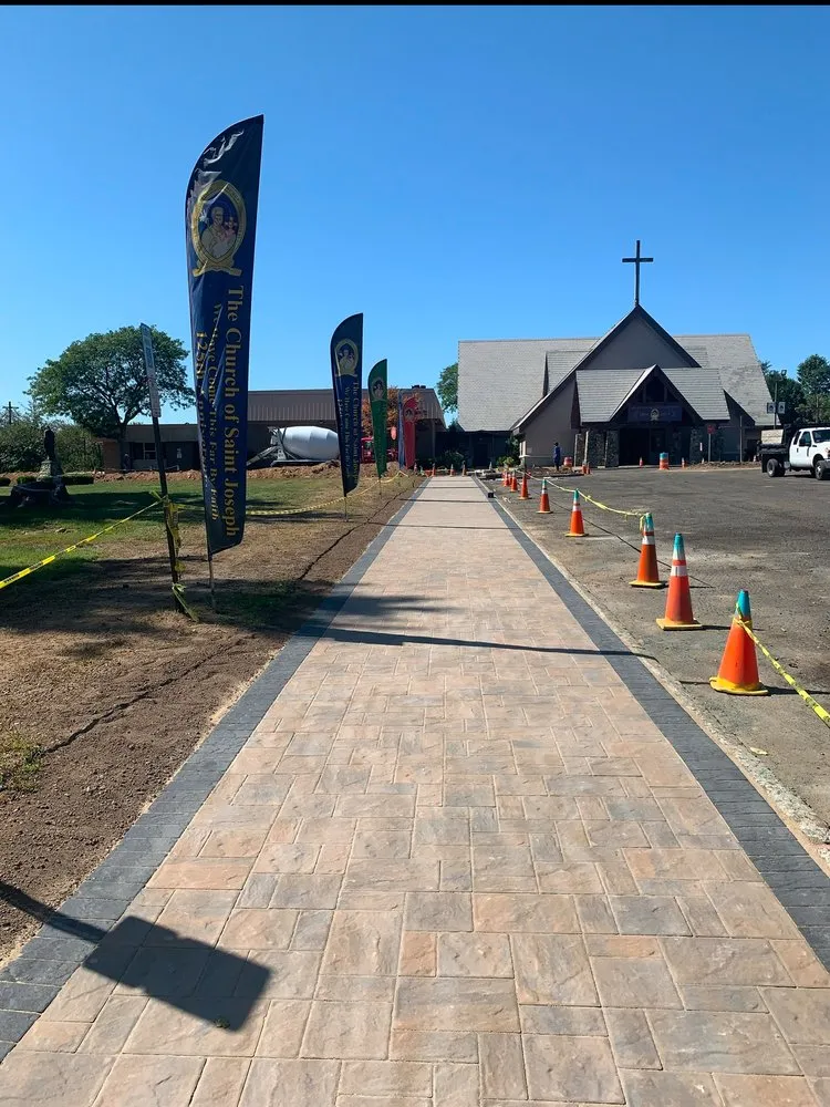 Reliable yard maintenance in Spring Valley, NY by Aguilar Landscaping