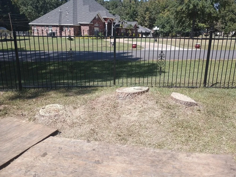 Custom residential landscaping in Shreveport, LA by Aguilar Lawn & Landscape