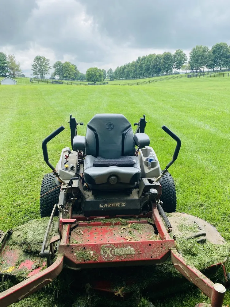 Top-rated lawn mowing service in Georgetown, KY - Aguilar lawn care