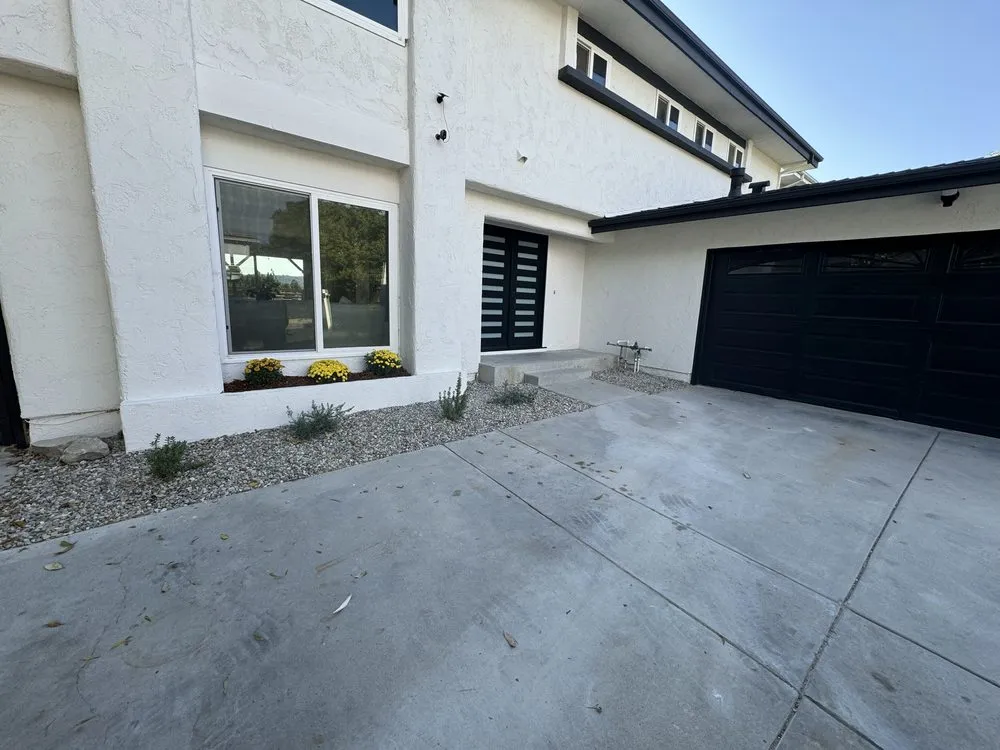 Affordable lawn mowing service for year-round maintenance across Chatsworth, CA - Aguilar Lawncare