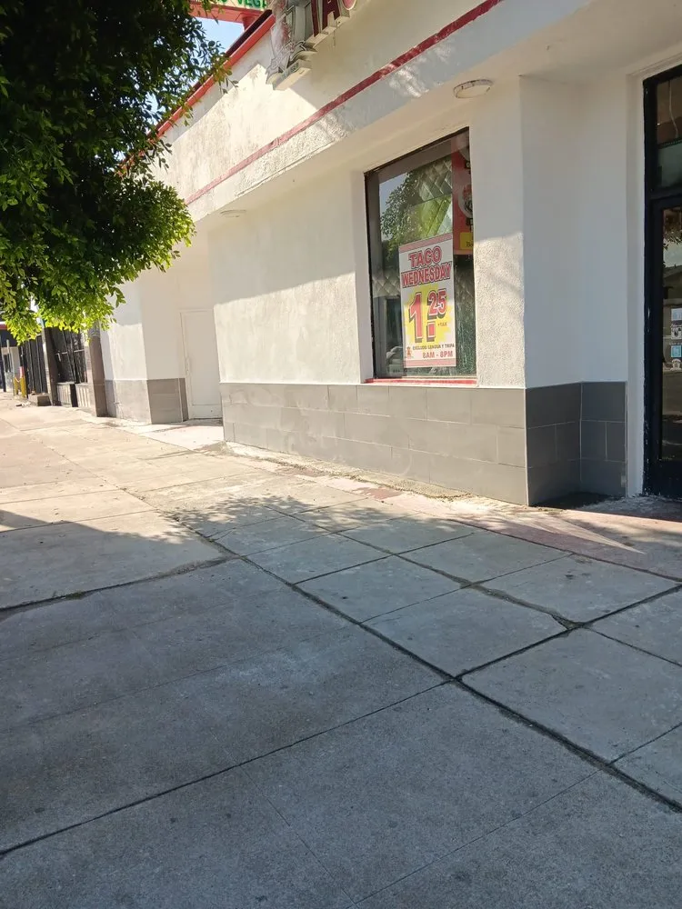 Top-rated residential landscaping for residential properties in Phoenix, AZ by Aguilar Pavmore