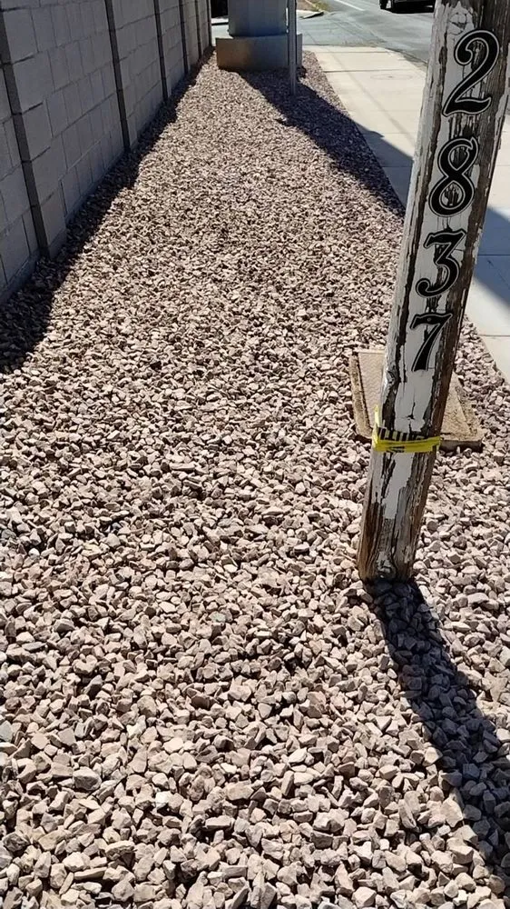 Local outdoor landscaping experts serving Phoenix, AZ - Aguilar Pavmore