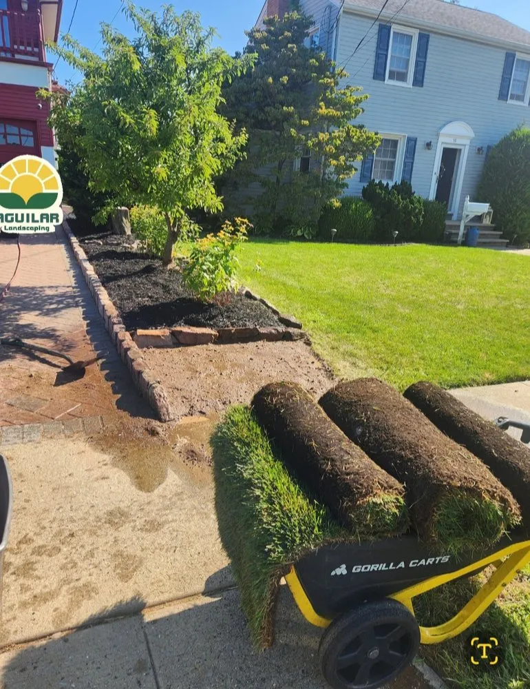 Custom lawn mowing service in Clifton, NJ by Aguilar PMG Landscaping