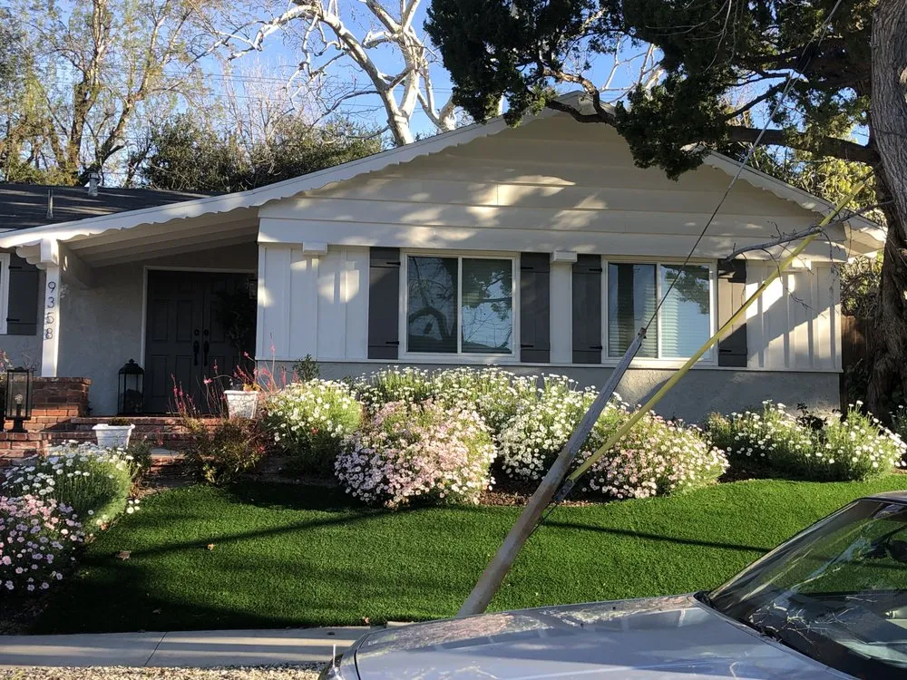 Trusted yard cleanup service for beautiful yards in Altadena, CA by Aguilar Tree Service and Landcape Design