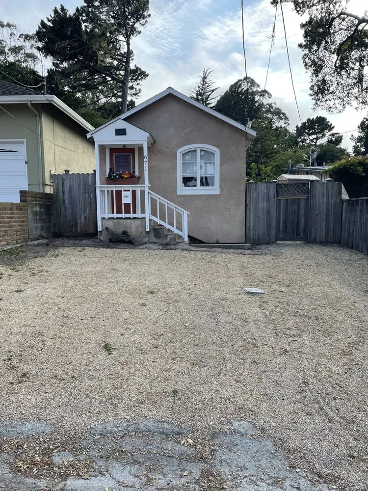 Professional lawn mowing service experts serving Monterey, CA - Aguilar's Landscaping