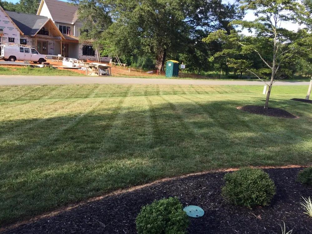Custom landscaping services experts serving Durham, NC - Aguilar's Lawn & Landscape