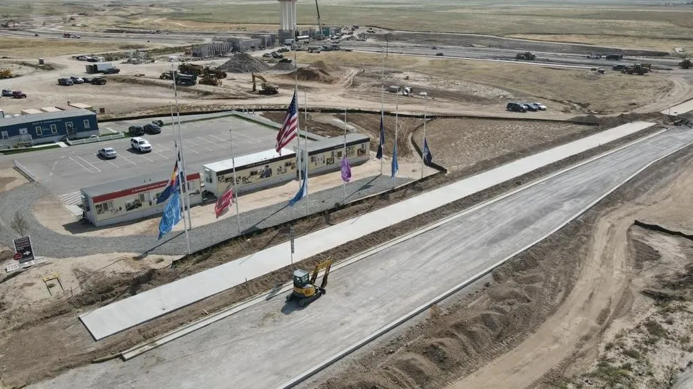 Local outdoor landscaping in Commerce City, CO by Aguirre Constructors