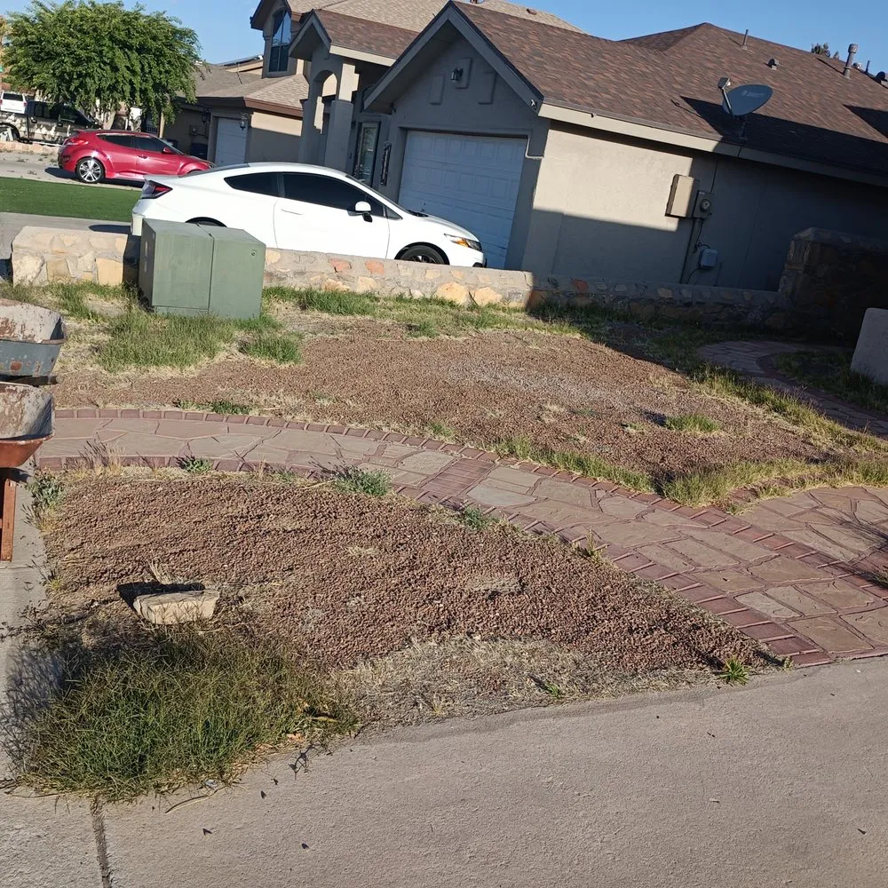 Trusted lawn mowing service with custom design in El Paso, TX by Aguirre Lawn Service & Maintenance