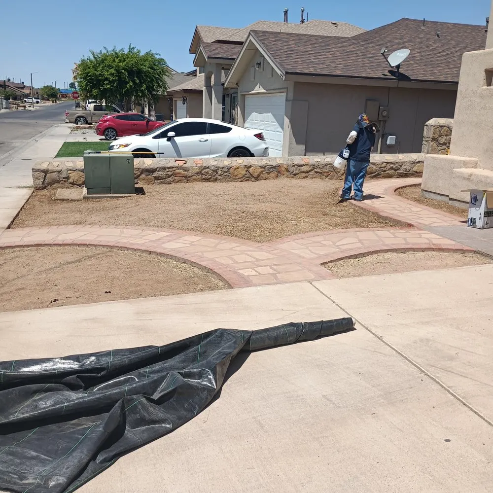 Custom lawn care service in El Paso, TX - Aguirre Lawn Service & Maintenance