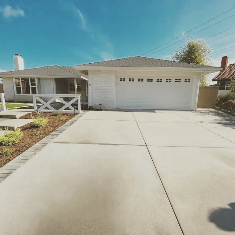 Expert lawn mowing service in San Diego, CA - Agui's Concrete