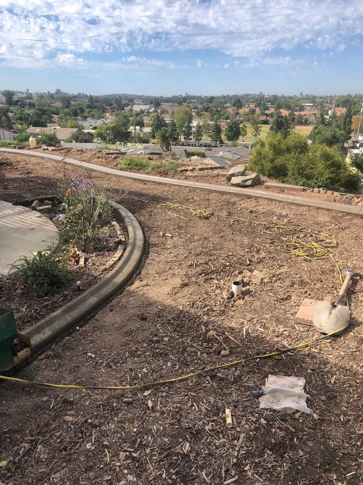 Expert lawn care service experts serving Vista, CA - Agustin Landscaping