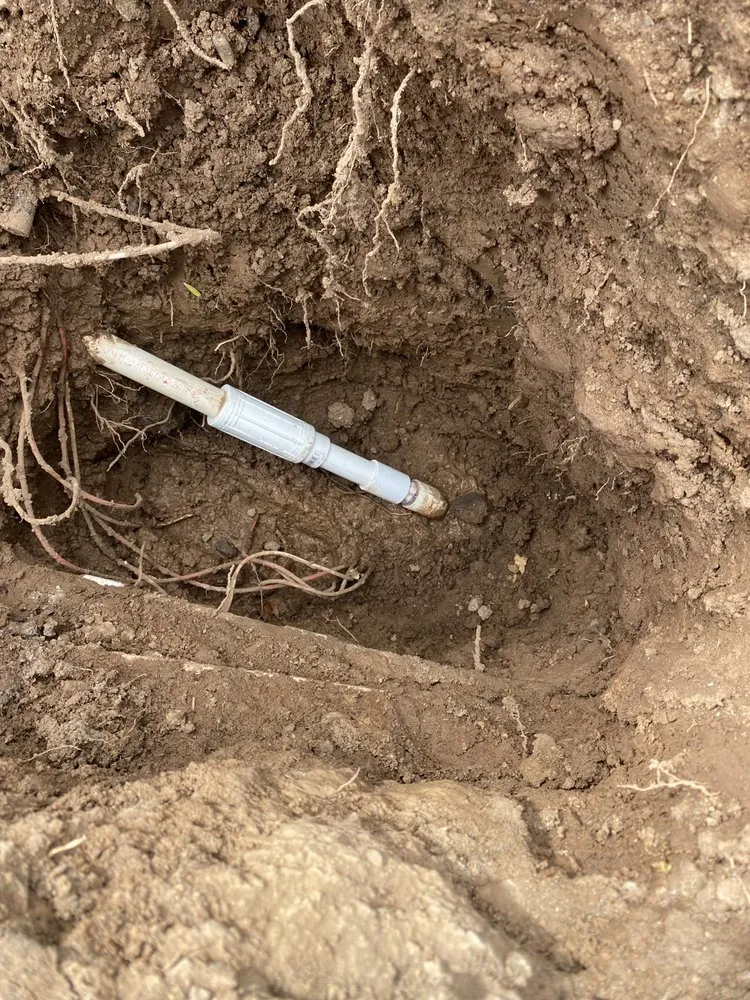 Affordable garden landscaping experts serving Glendale, AZ - Agustín Flores