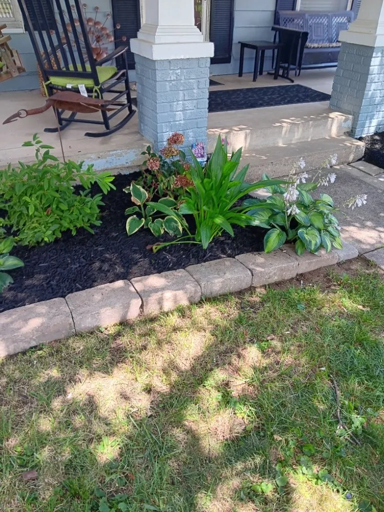 Affordable landscape design experts serving Lexington-Fayette, KY - A&H Lawn Care