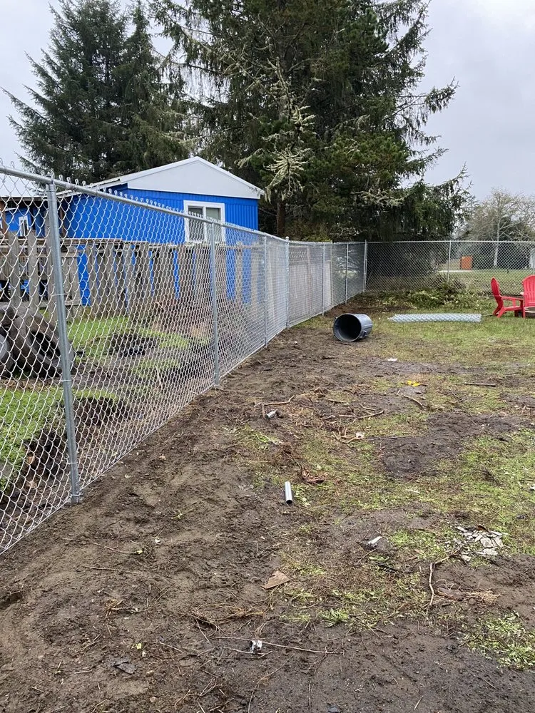 Custom yard maintenance in Shelton, WA - Ahilon Landscaping And Fence Service