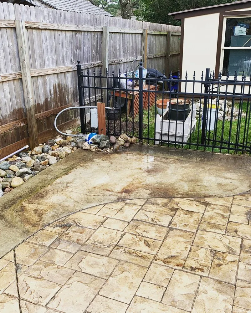 Reliable lawn care service for beautiful yards across Suffolk, VA - Ahoy Pools