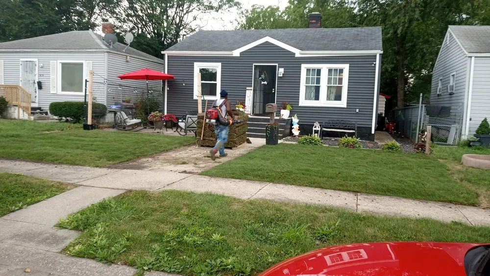 Custom yard cleanup service in Gary, IN by A&I Landscape Services