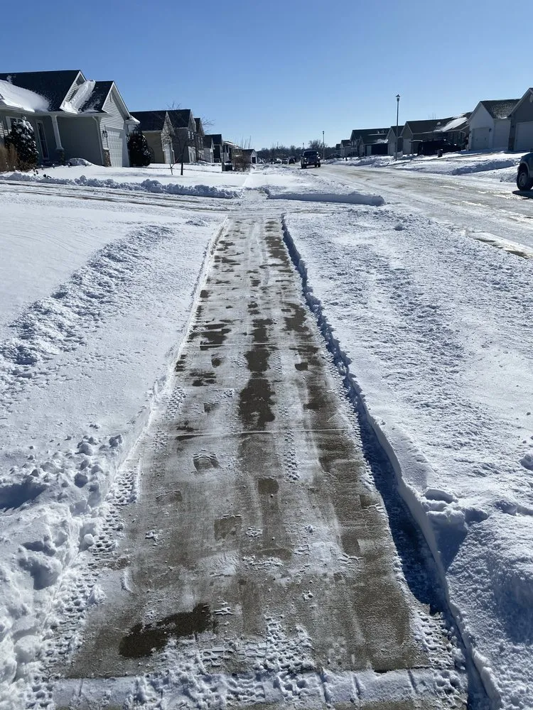 Trusted yard maintenance for year-round maintenance in Cedar Rapids, IA by Aidan’s Lawn Care