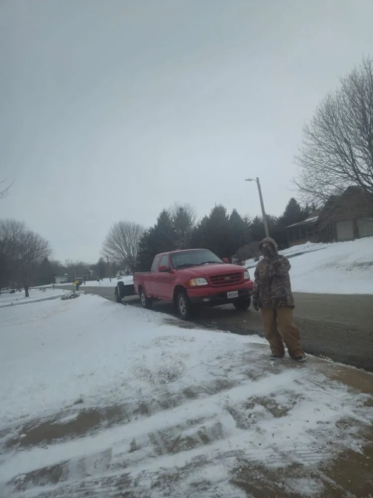 Trusted yard maintenance in Peru, IL - Aidens lawn care