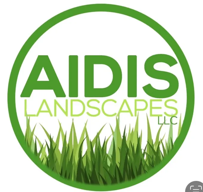 Trusted yard maintenance for homes in Gainesville, FL by Aidis Landscapes