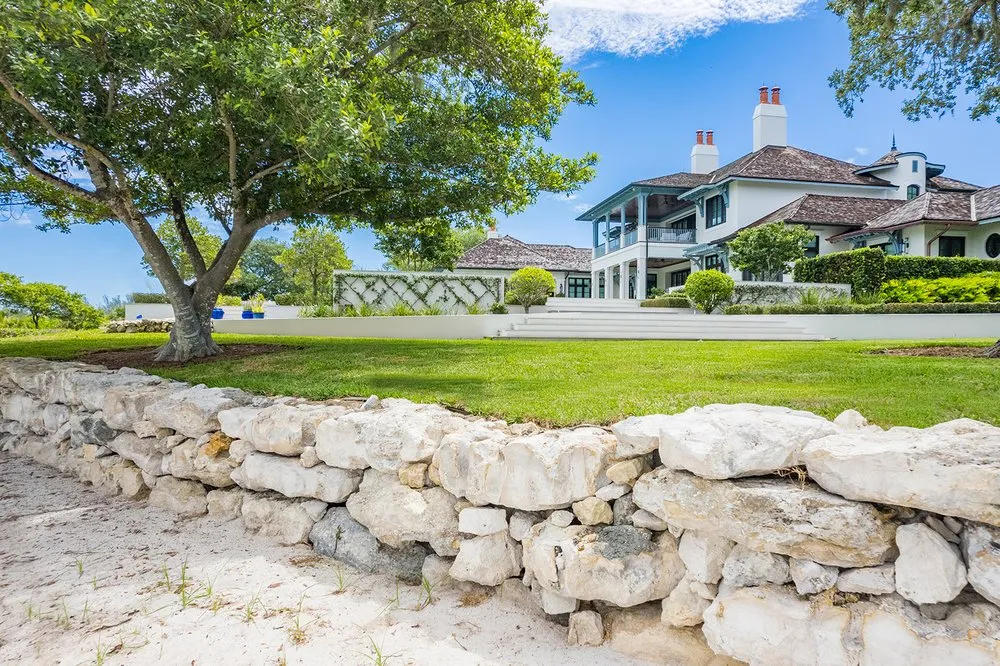 Reliable outdoor landscaping for year-round maintenance across Vero Beach, FL - Aiello Landscaping