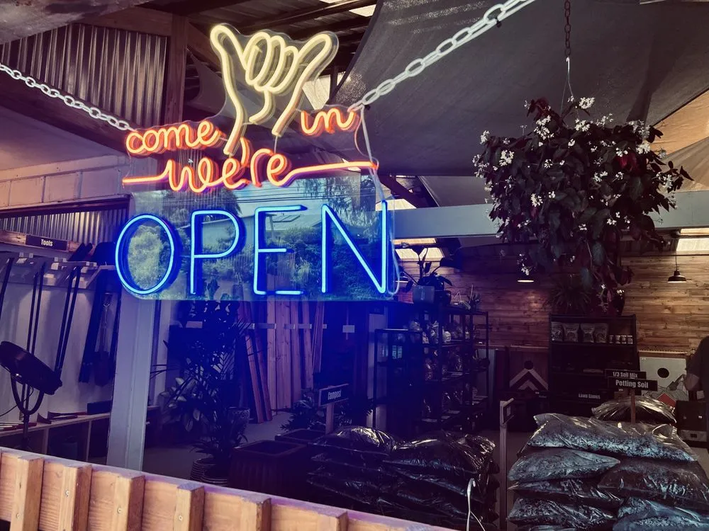 Expert residential landscaping for beautiful yards in Kapaau, HI by Aikane Landscape Supply