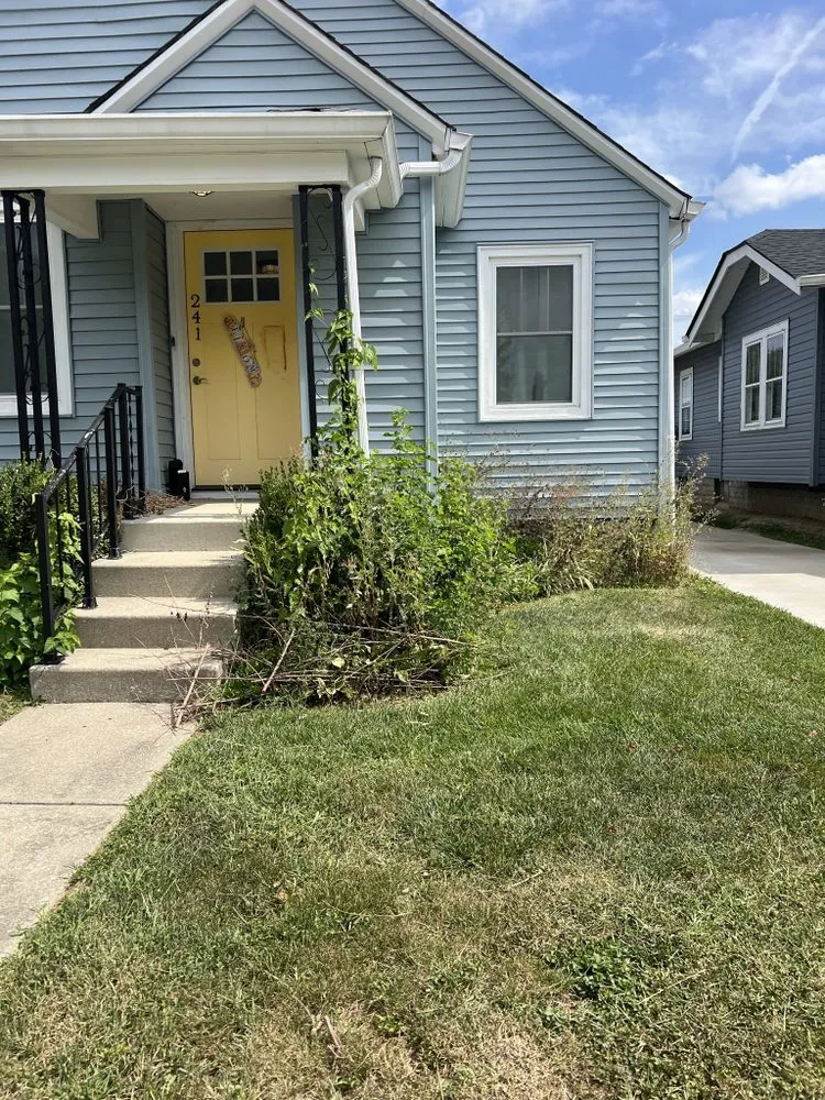 Local lawn mowing service in Lombard, IL - Aikman Lawn Service