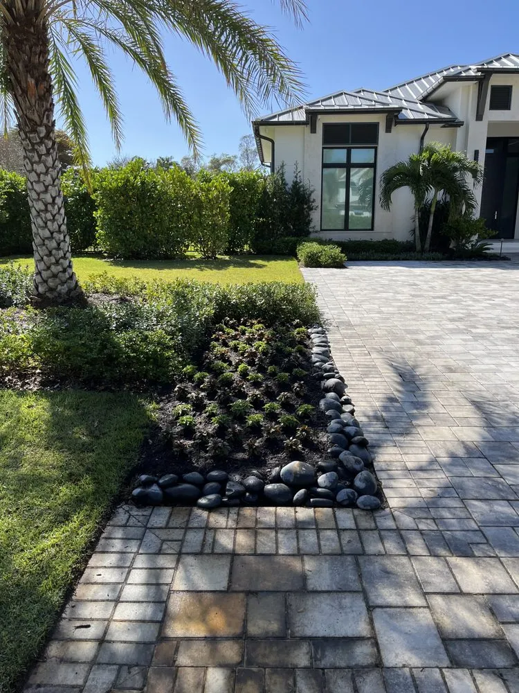Top-rated yard maintenance for residential properties in Naples, FL by Aim To Please Landscapes