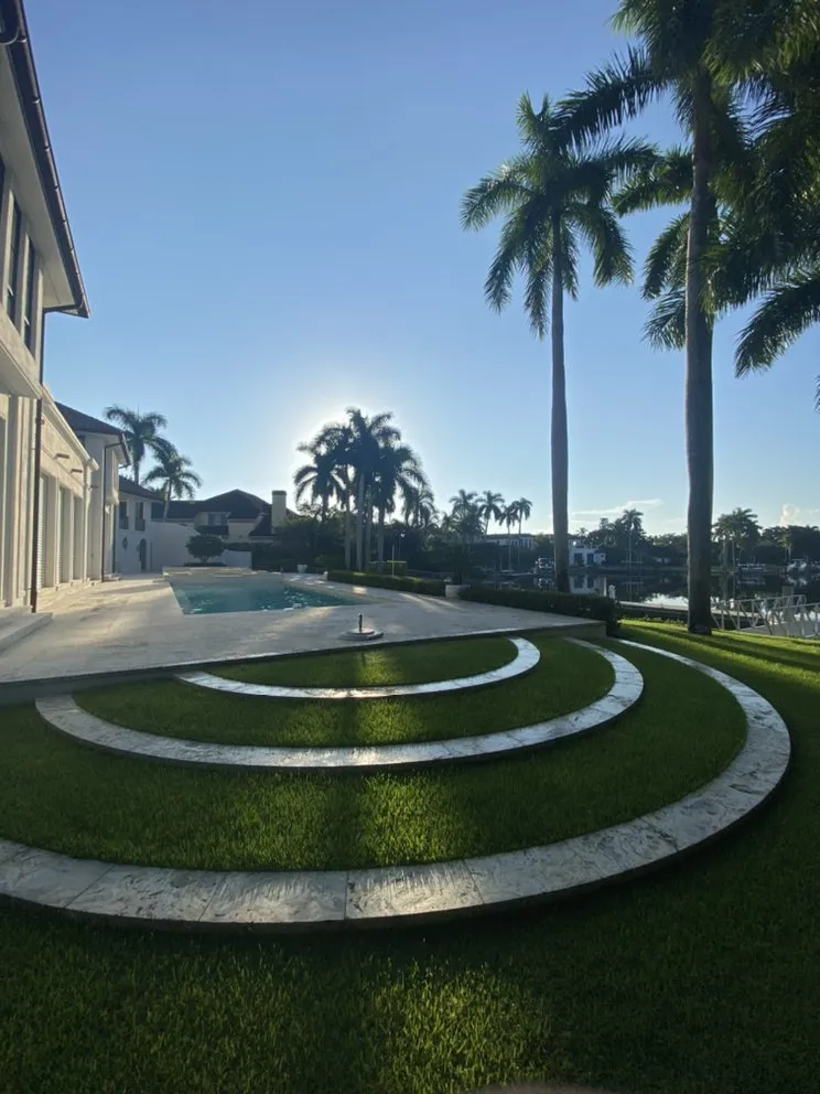 Custom lawn mowing service in Naples, FL - Aim's Lawn Care