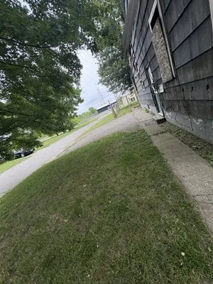 Ainslie Landscaping Logo