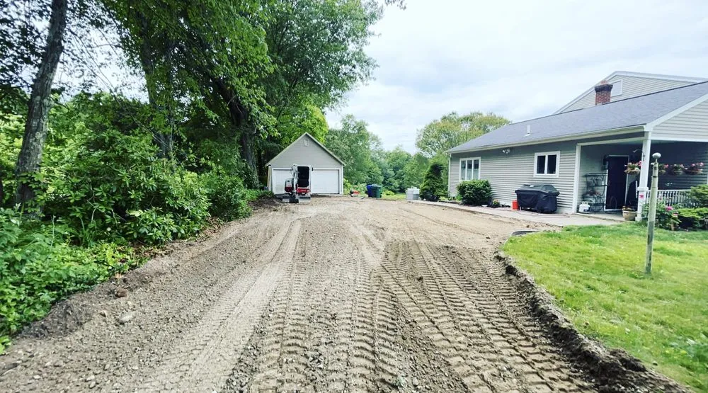 Reliable outdoor landscaping experts serving Quaker Hill, CT - Airtime Landscaping