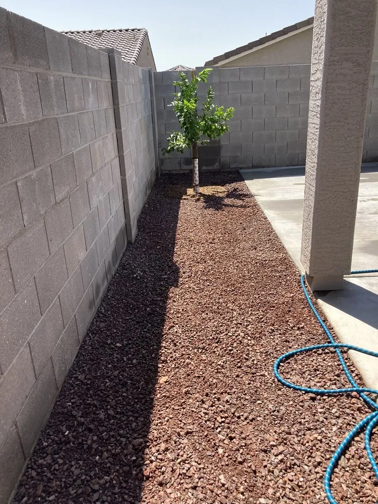 Affordable yard cleanup service for homes across El Mirage, AZ - Aispuros Landscape
