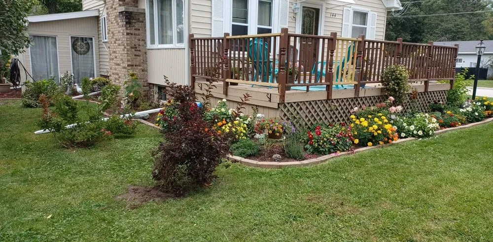 Local yard cleanup service in Manitowoc, WI - A.J- Ingersoll services