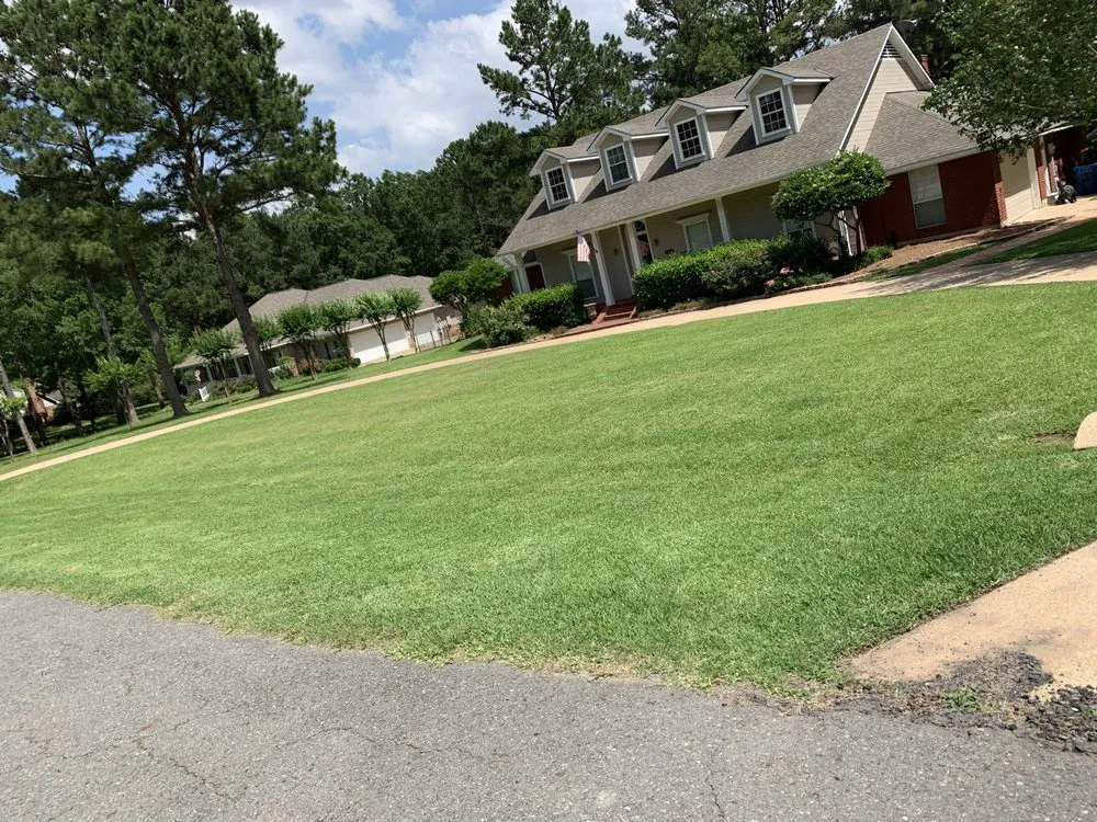 Local lawn care service for residential properties across Bossier City, LA - A&J Advanced Lawn Care Services