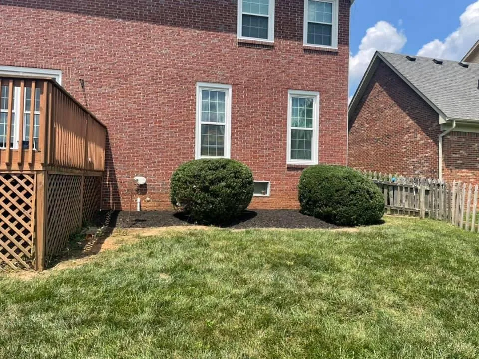 Expert outdoor landscaping in Louisville, KY - A&J Complete