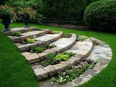 Professional yard cleanup service in Hawthorne, NJ - AJ Construction & Landscaping