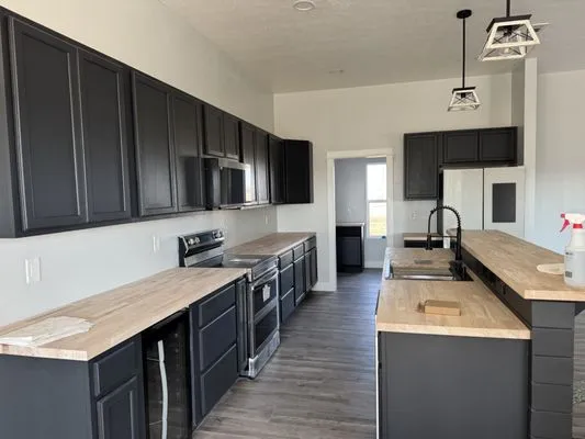 AJ Custom Homes