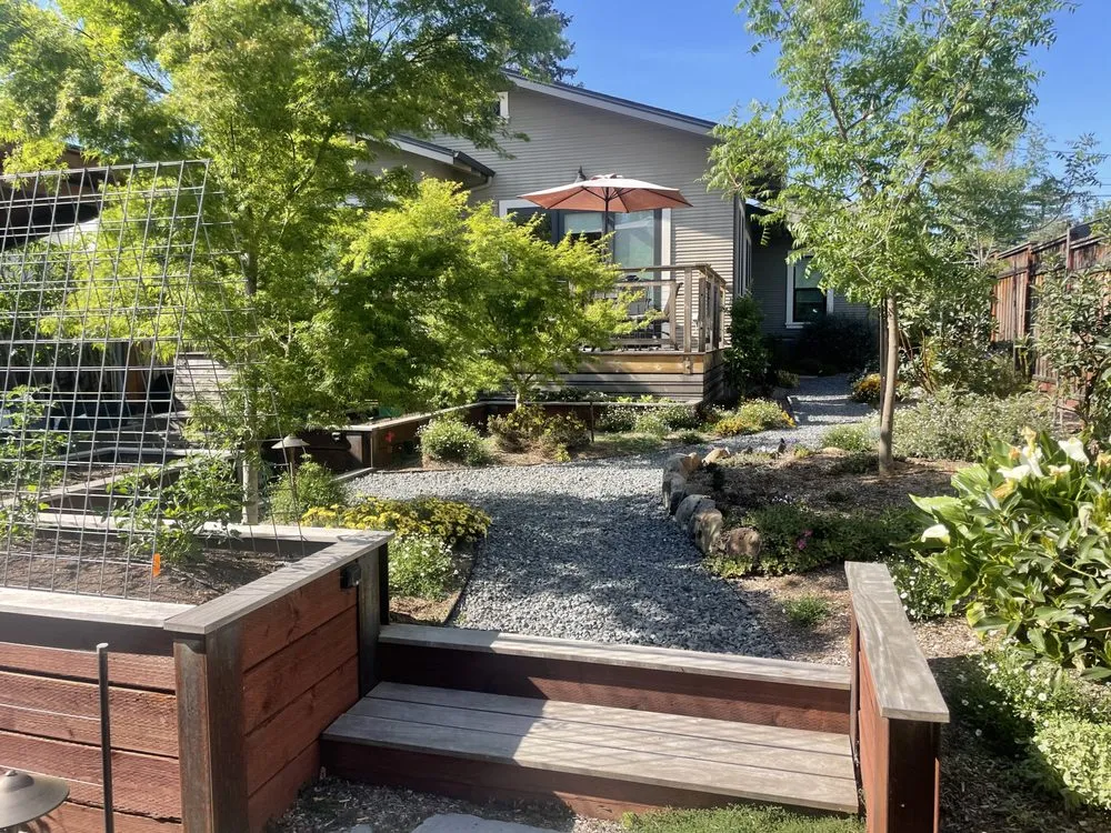 Trusted garden landscaping experts serving Cookeville, TN - AJ Earthworks