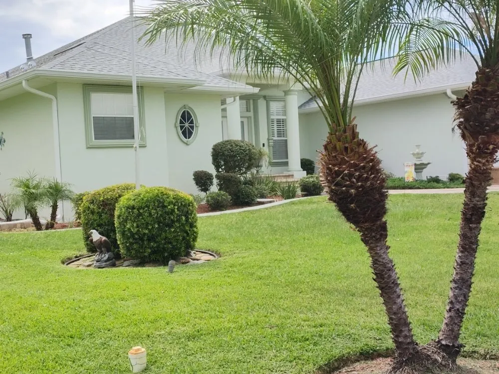 Affordable yard maintenance experts serving Crystal River, FL - A&J family services