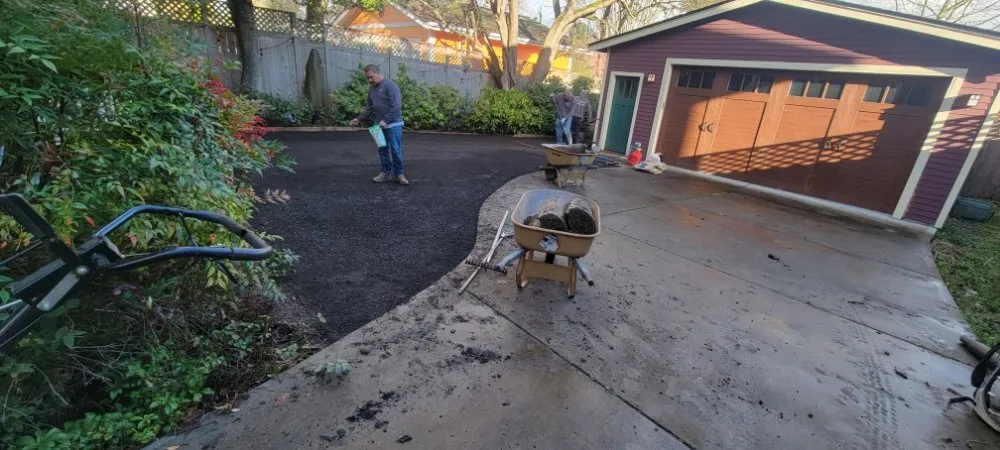 Top-rated yard cleanup service in Burien, WA - A&J General Service