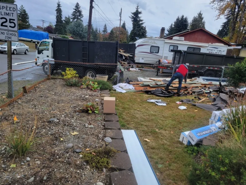 Custom lawn care service experts serving Burien, WA - A&J General Service