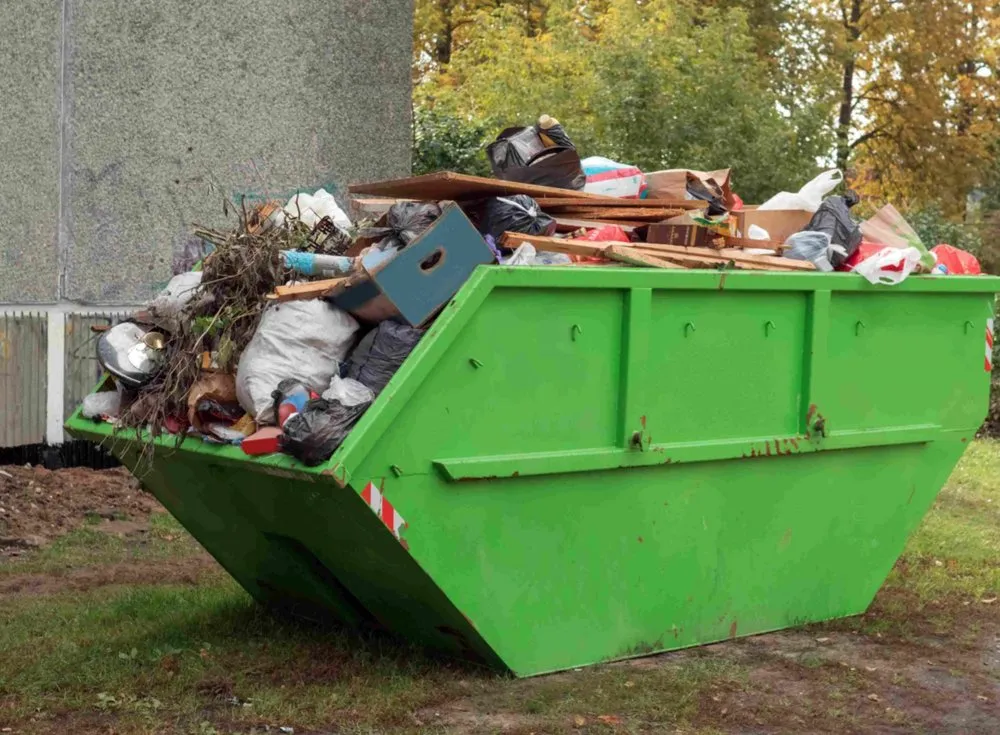 Affordable yard maintenance in Burien, WA - A&J General Service