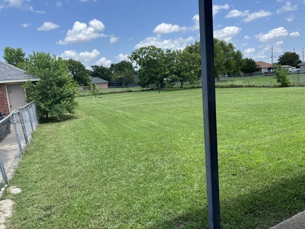 Local lawn mowing service in Irving, TX - Aj Landscape Services