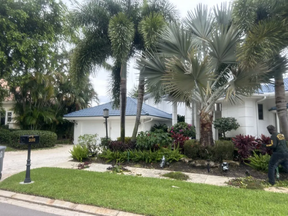 Custom yard maintenance in Coral Springs, FL by AJ Landscaping