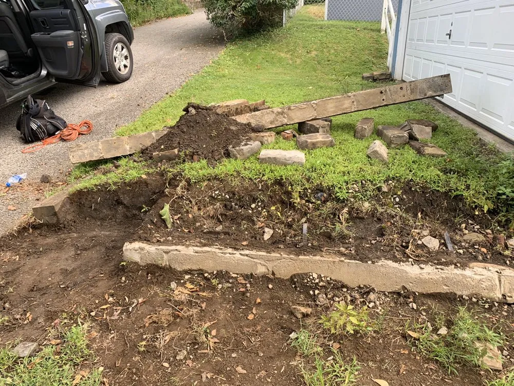 Reliable yard maintenance in White oak, PA - A&J Landscaping