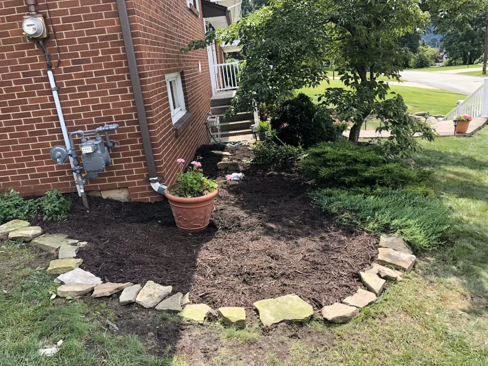 Local landscaping services experts serving White oak, PA - A&J Landscaping