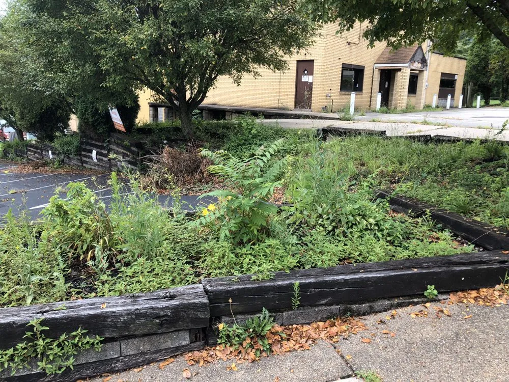 Local lawn care service for homes across White oak, PA - A&J Landscaping