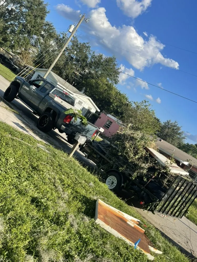 Reliable yard maintenance in Mulberry, FL by A&J lawn care