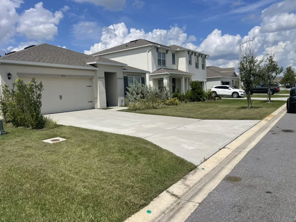 Top-rated yard maintenance in Mulberry, FL - A&J lawn care